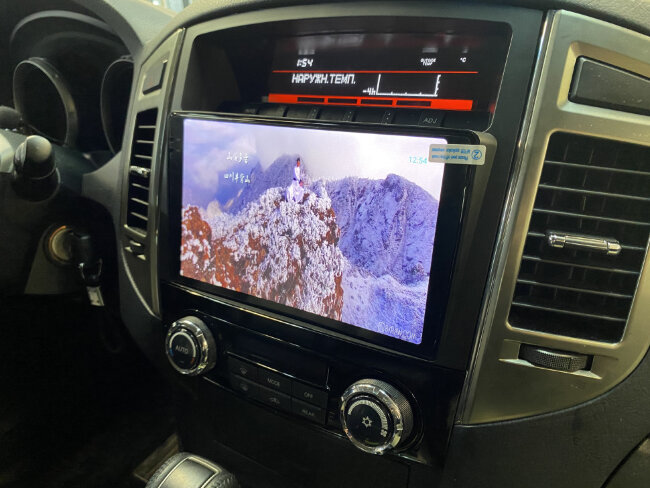 Магнитола для Mitsubishi Pajero 4 2006+ Parafar на Андроид 13.0 PF458RN2K