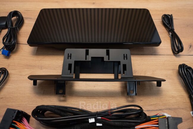 Монитор Android 12,3" для BMW X5 / X6 (F15 / F16) 2017-2019 EVO RDL-1545 L Монитор Android 12,3" для BMW X5 / X6 (F15 / F16) 2017-2019 EVO RDL-1545 L