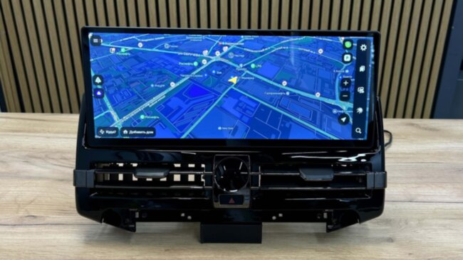 Монитор Android 15,6" для Toyota Land Cruiser 200 2015+ RDL-LC200 15,6 High 