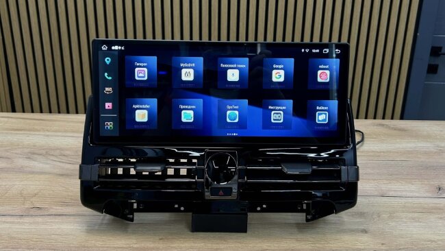Монитор Android 15,6" для Toyota Land Cruiser 200 2015+ RDL-LC200 15,6 High 