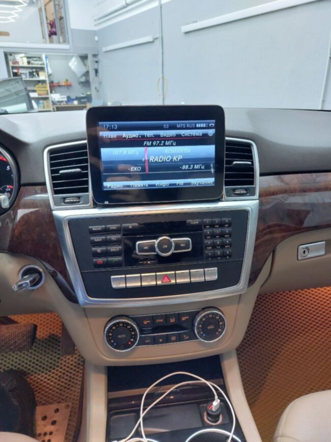 Монитор Android 8,4" для Mercedes-Benz SL / SLK-Класс 2016-2019 NTG 5.0 RDL-7704
