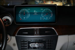 Монитор для Mercedes C W204 2007-2011 NTG 4.0 - КарМедиа XN-M1006 на Андроид 13, СИМ-слот, 4ГБ-64ГБ